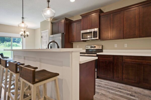 Preston-Chestnut-Shaker-1